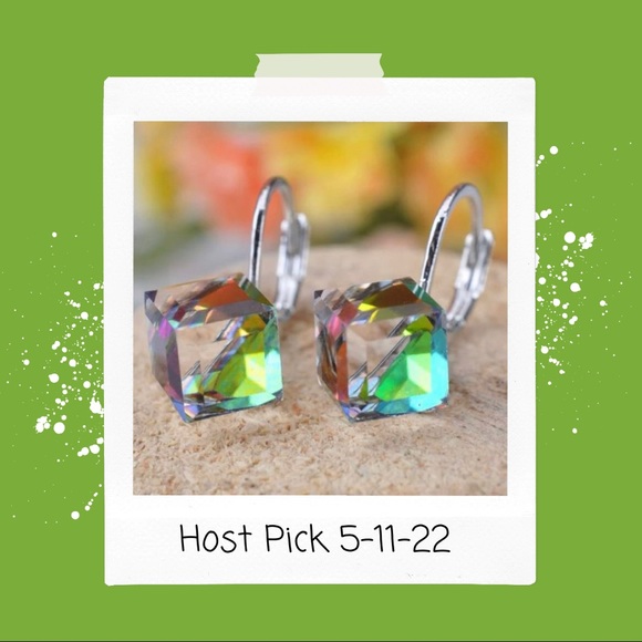 Jewelry - ⭕️BOGO FREE⭕️ Rainbow crystal cube earrings / NWOT